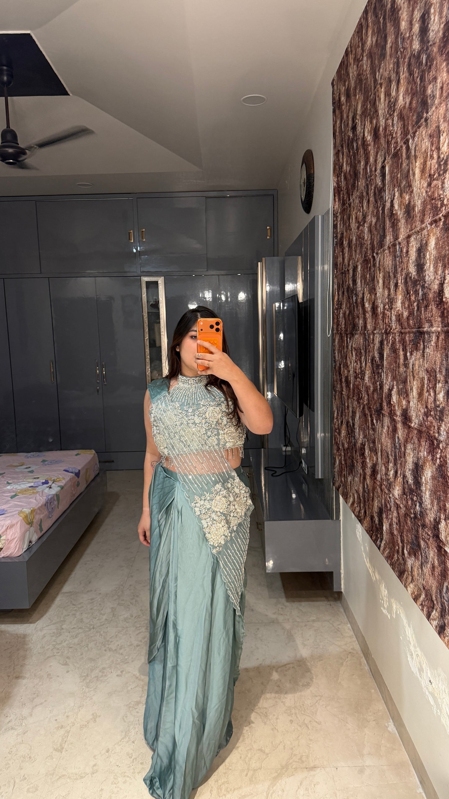 Shabnam saree