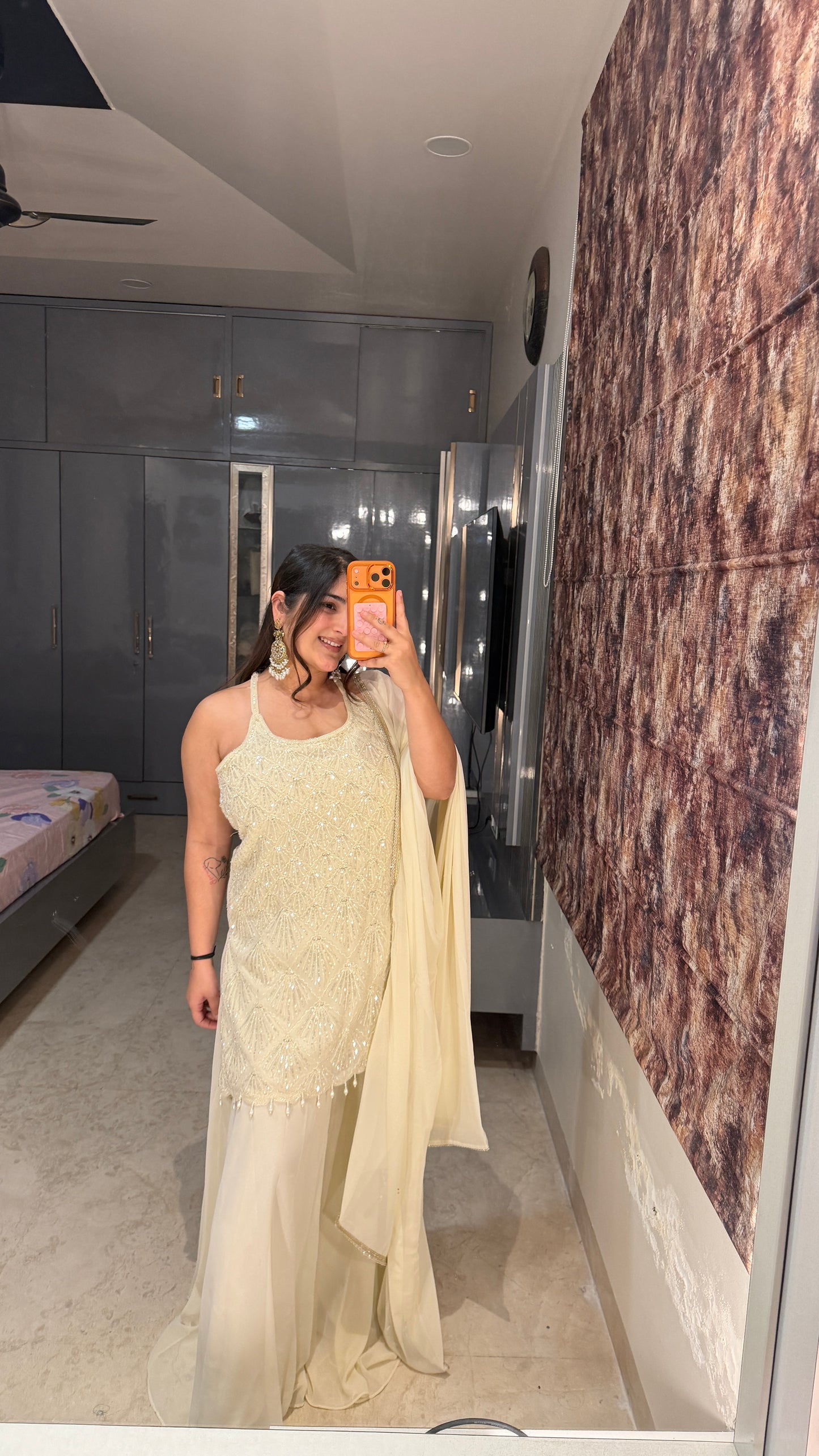 Zarina outfit