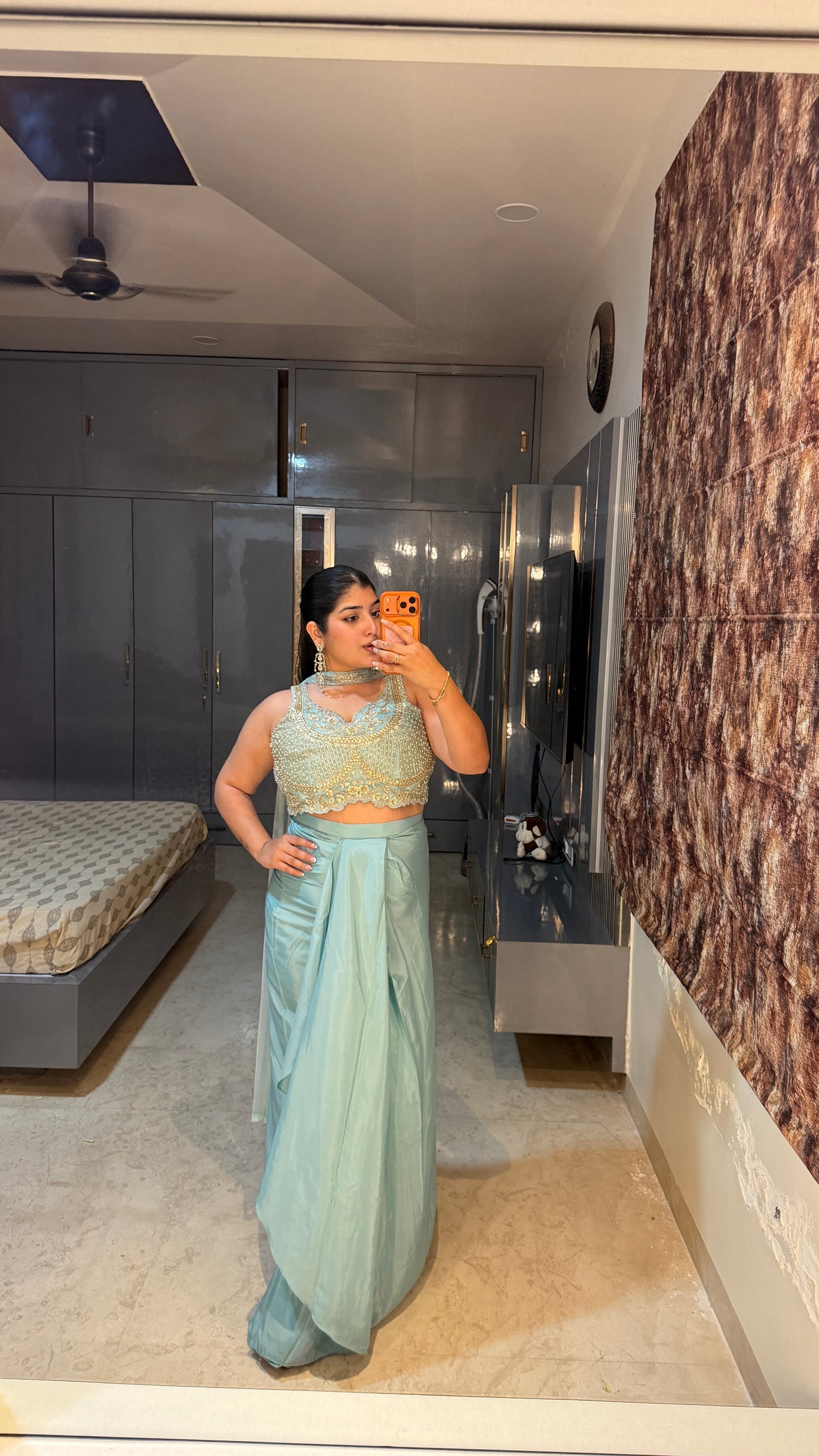 Bebo set