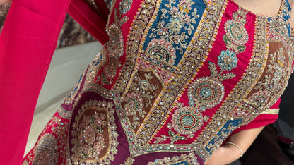 Maahi set