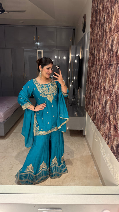 Saanvi suit set