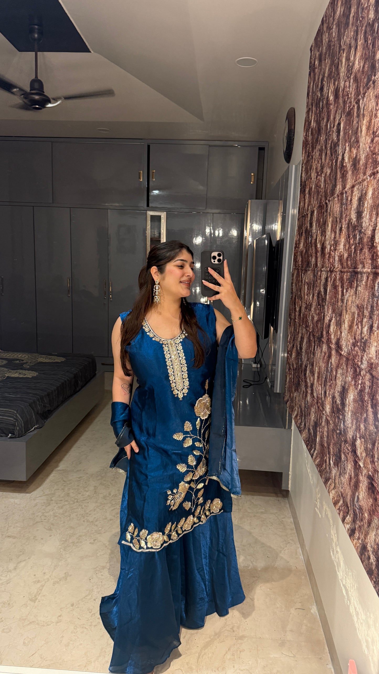 Niara set