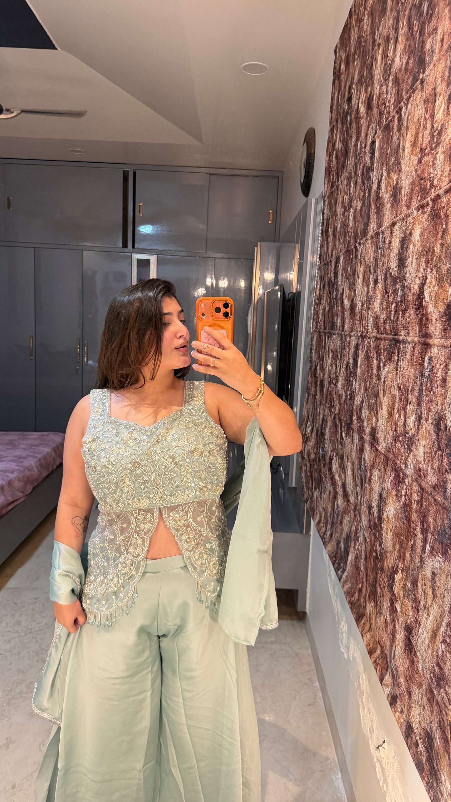 Nagina set