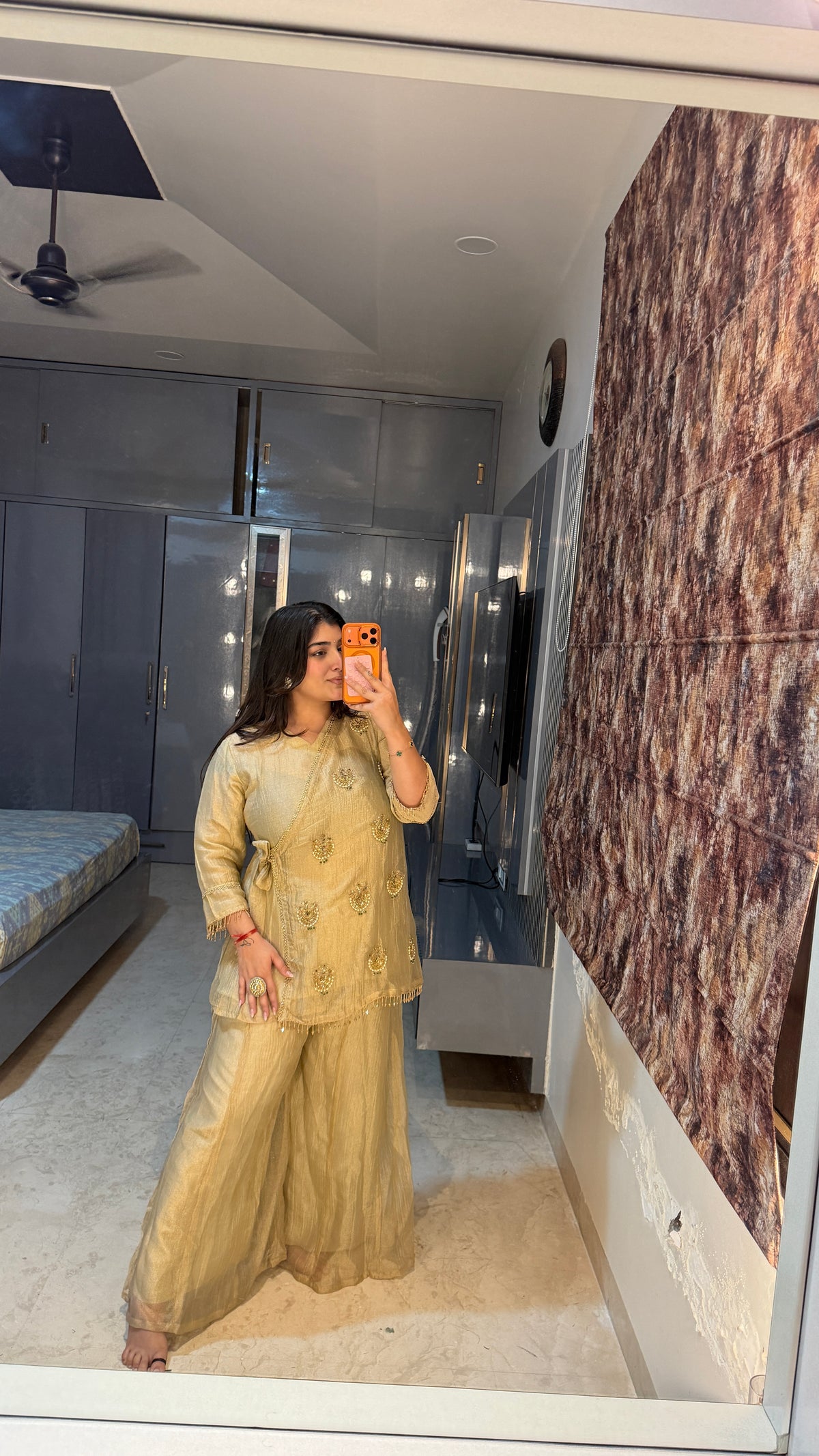 Roop Sona set