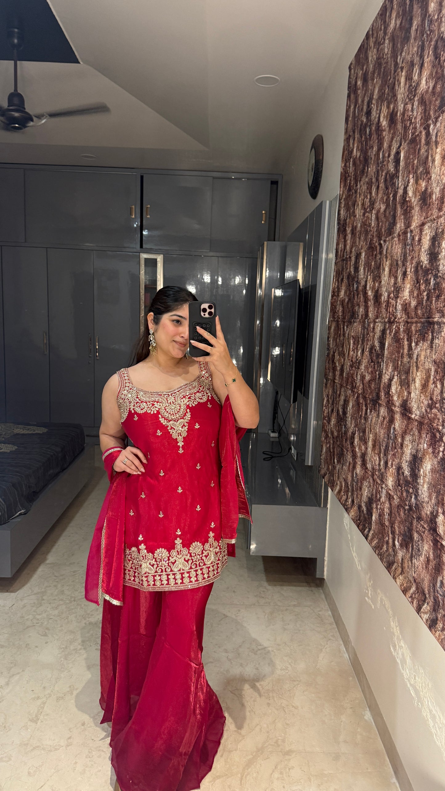 Rekha set