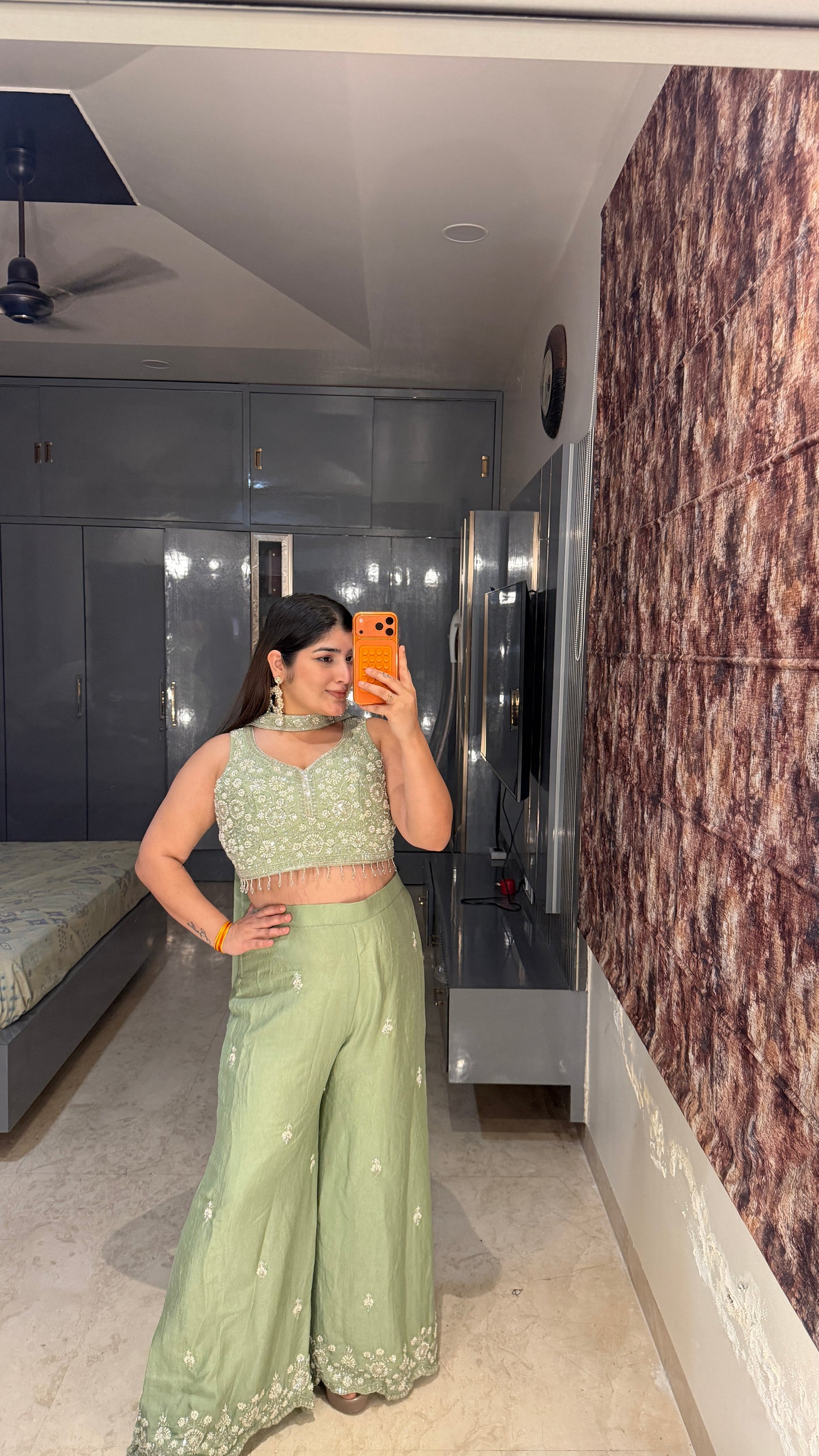 Resham plazo