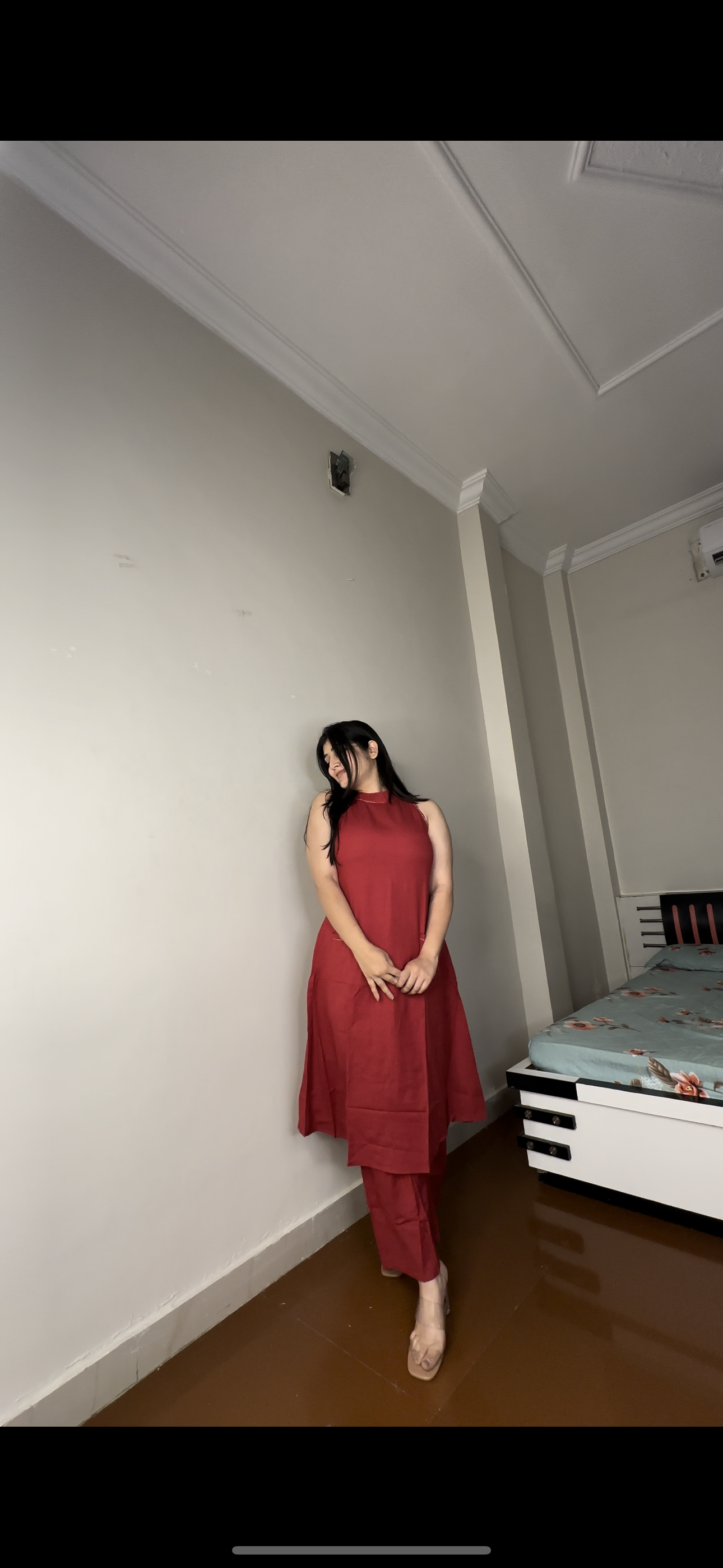 Cut sleeves cotton suit .