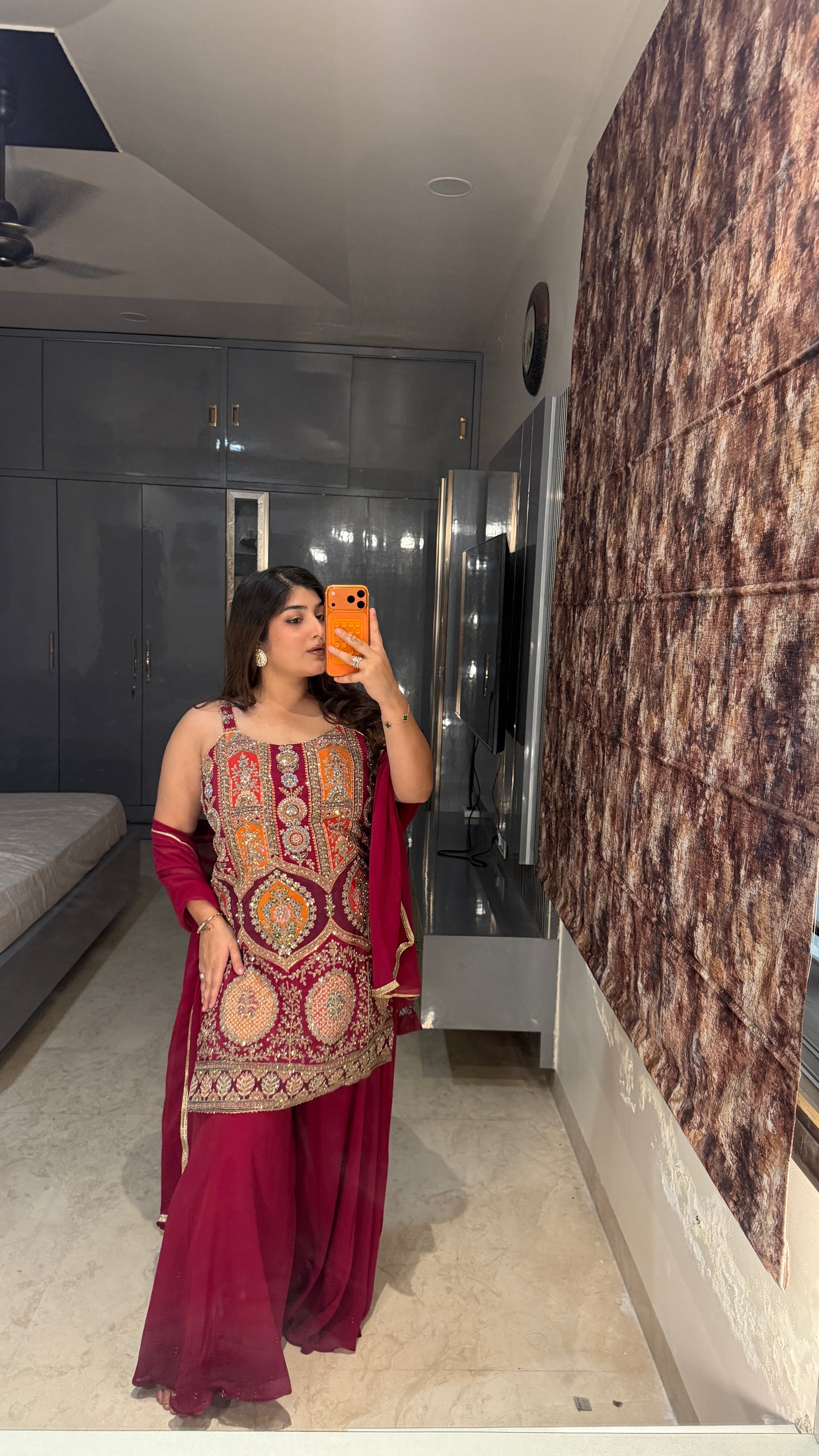 Maahi set