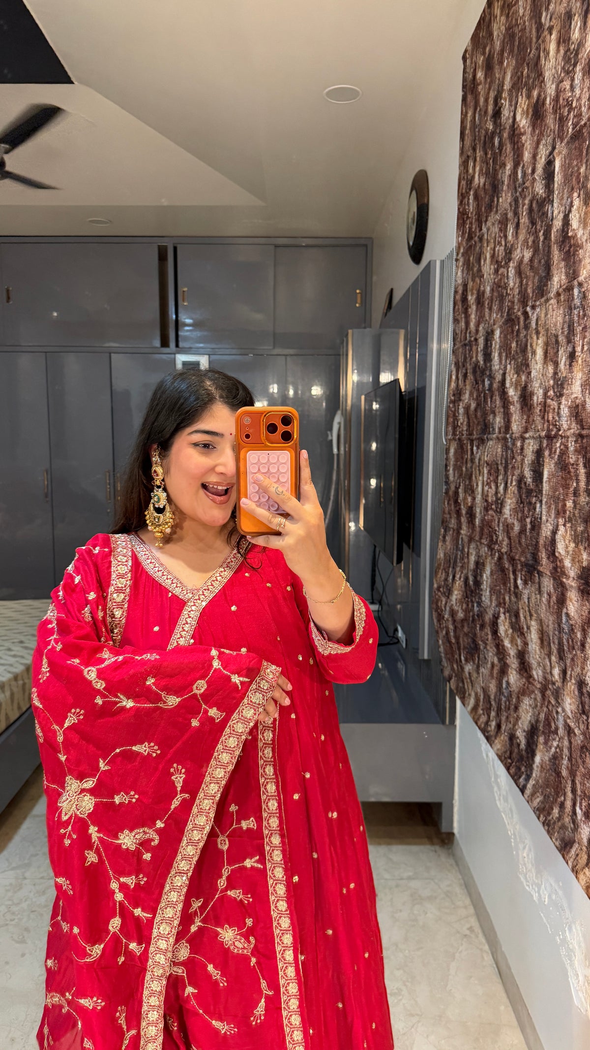 Shabana set