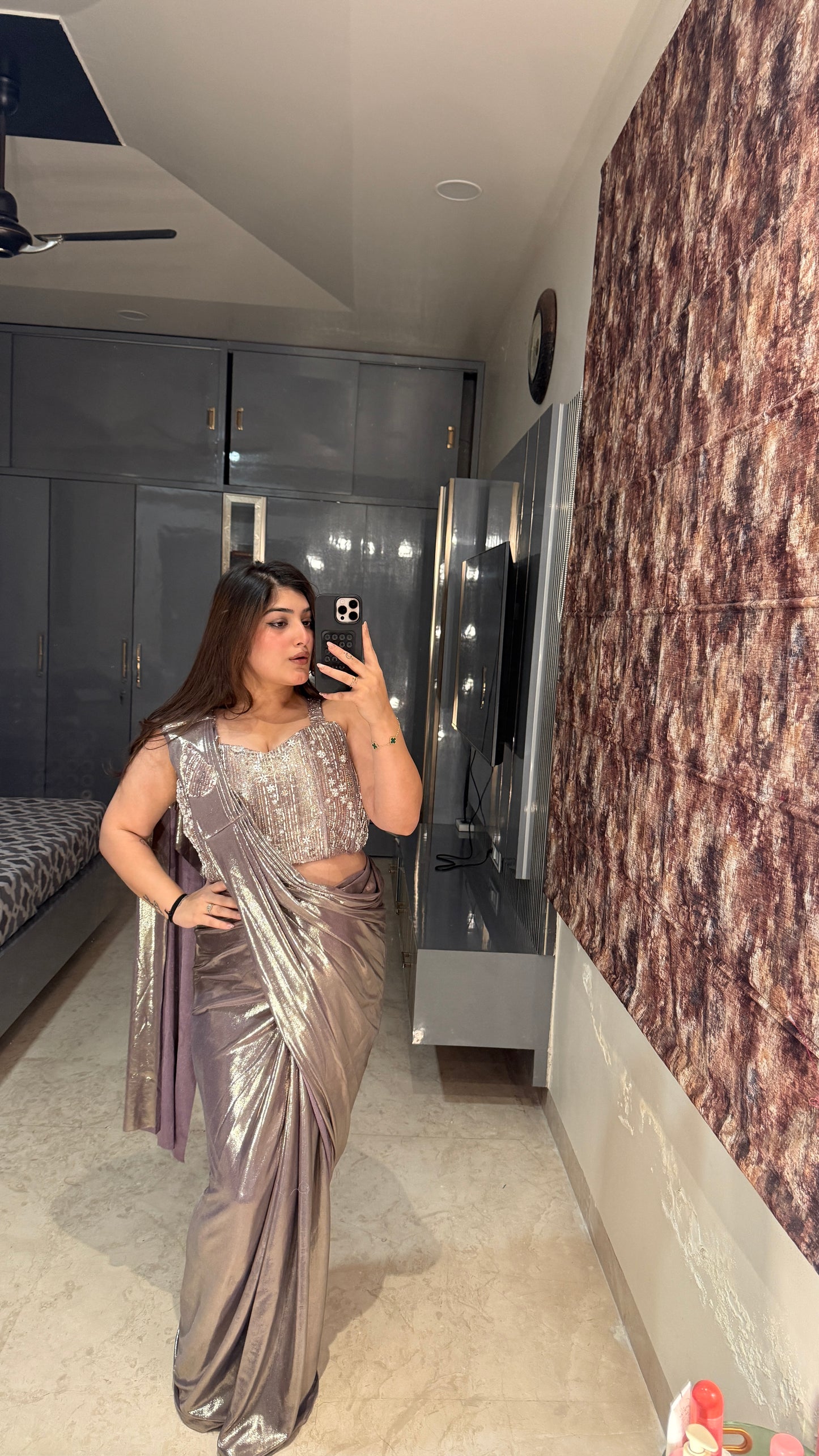 Slivergreen Metallic saree