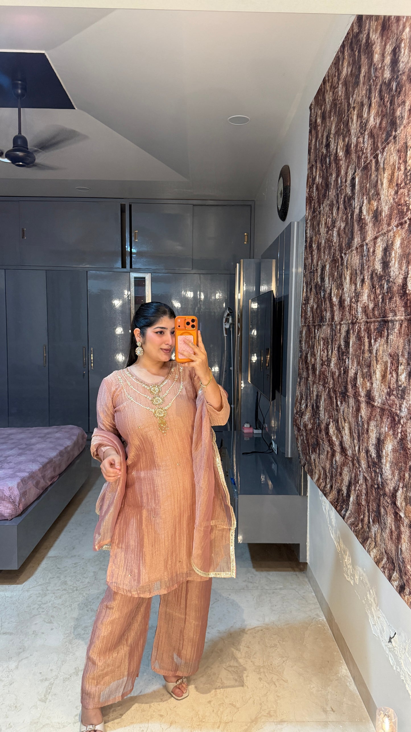 Reshmani Kurta Set