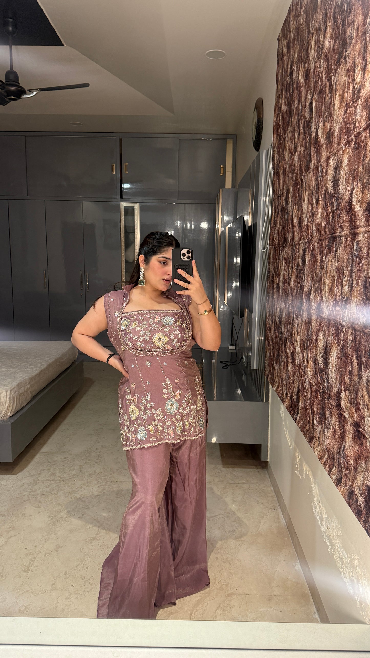 Soni outfit