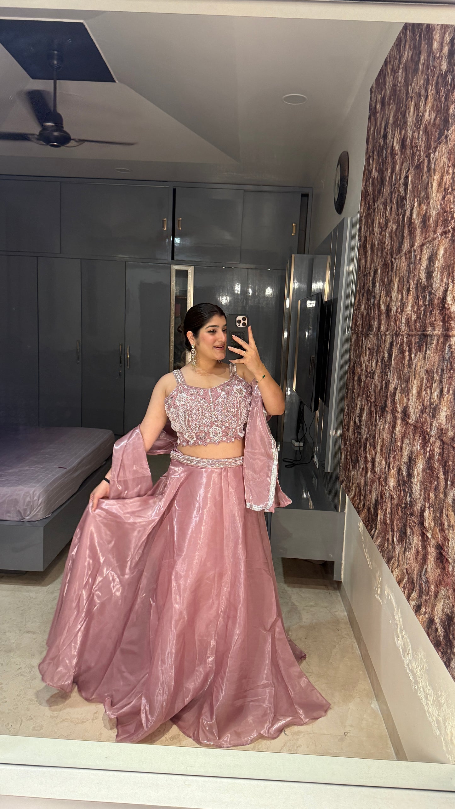 Kashmira lehenga