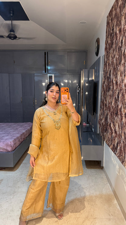 Faiza set