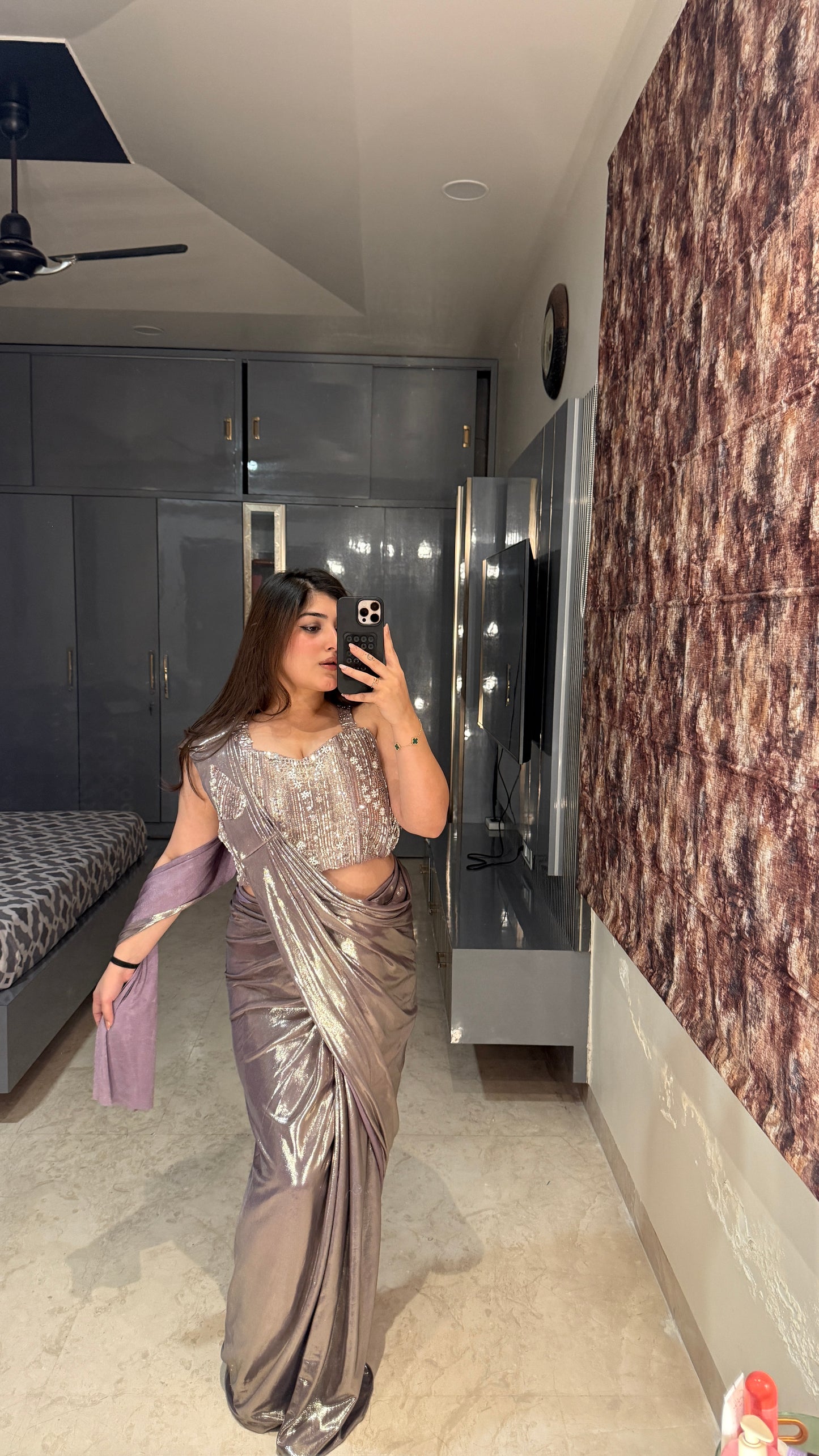 Slivergreen Metallic saree