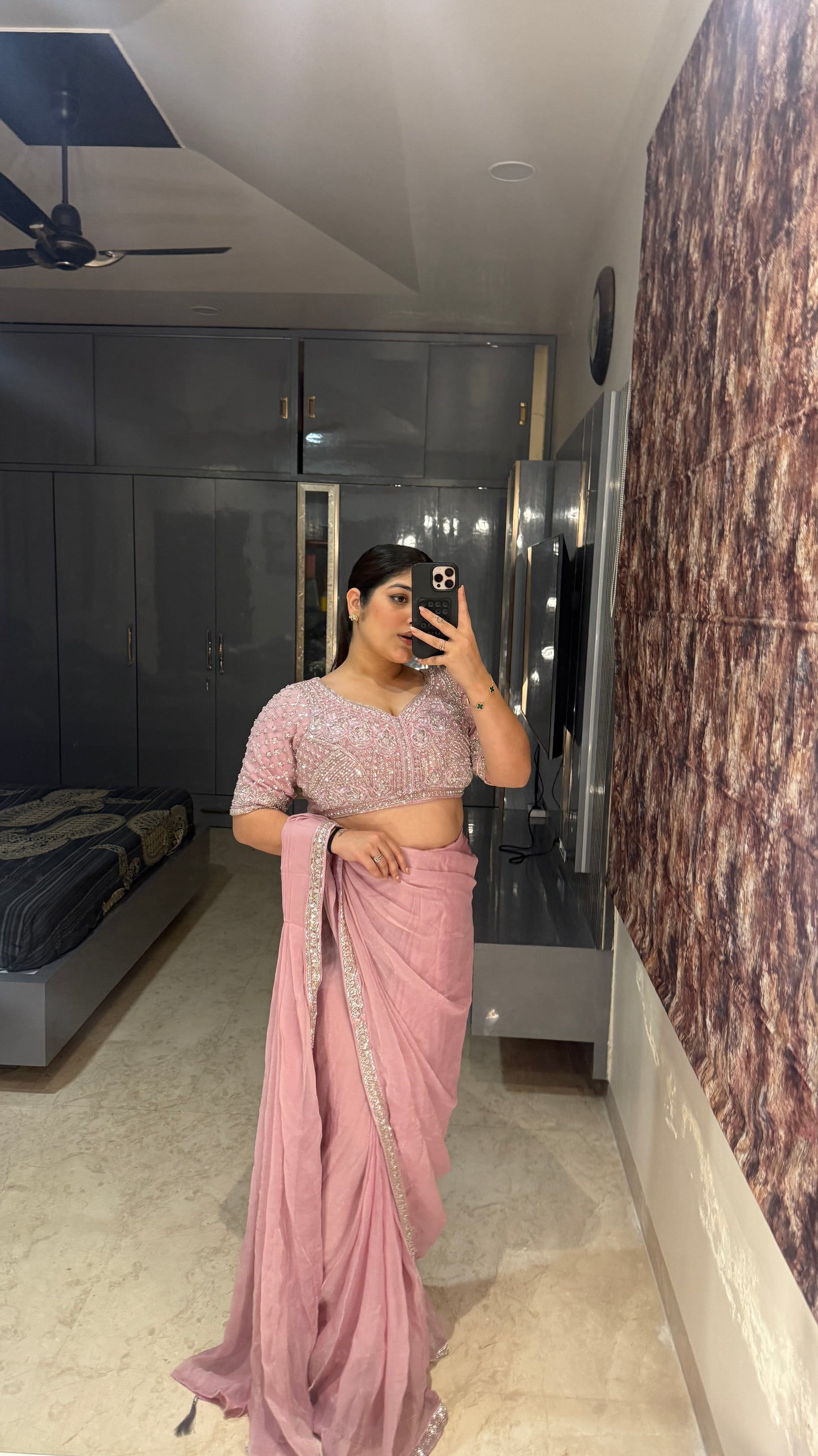 Shreya saree