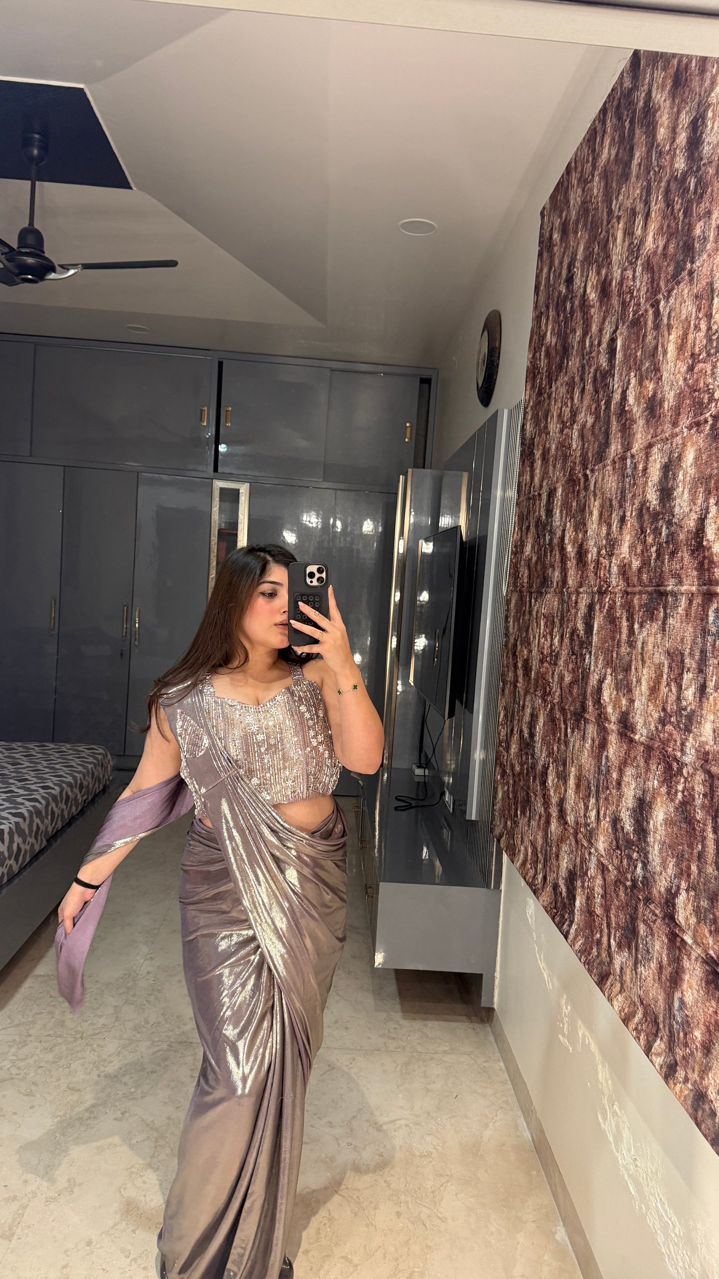 Slivergreen Metallic saree