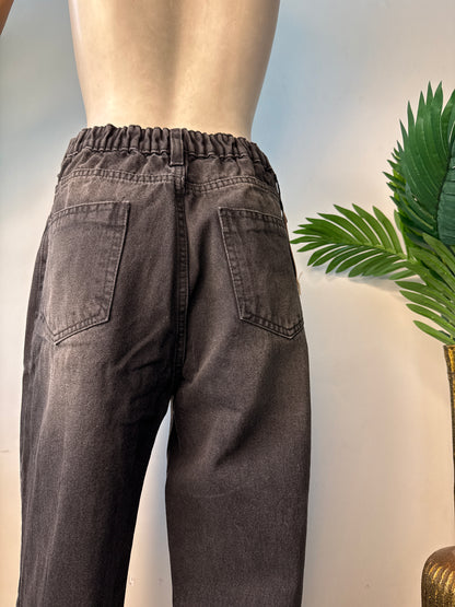 Charcoal mom fit femina denims