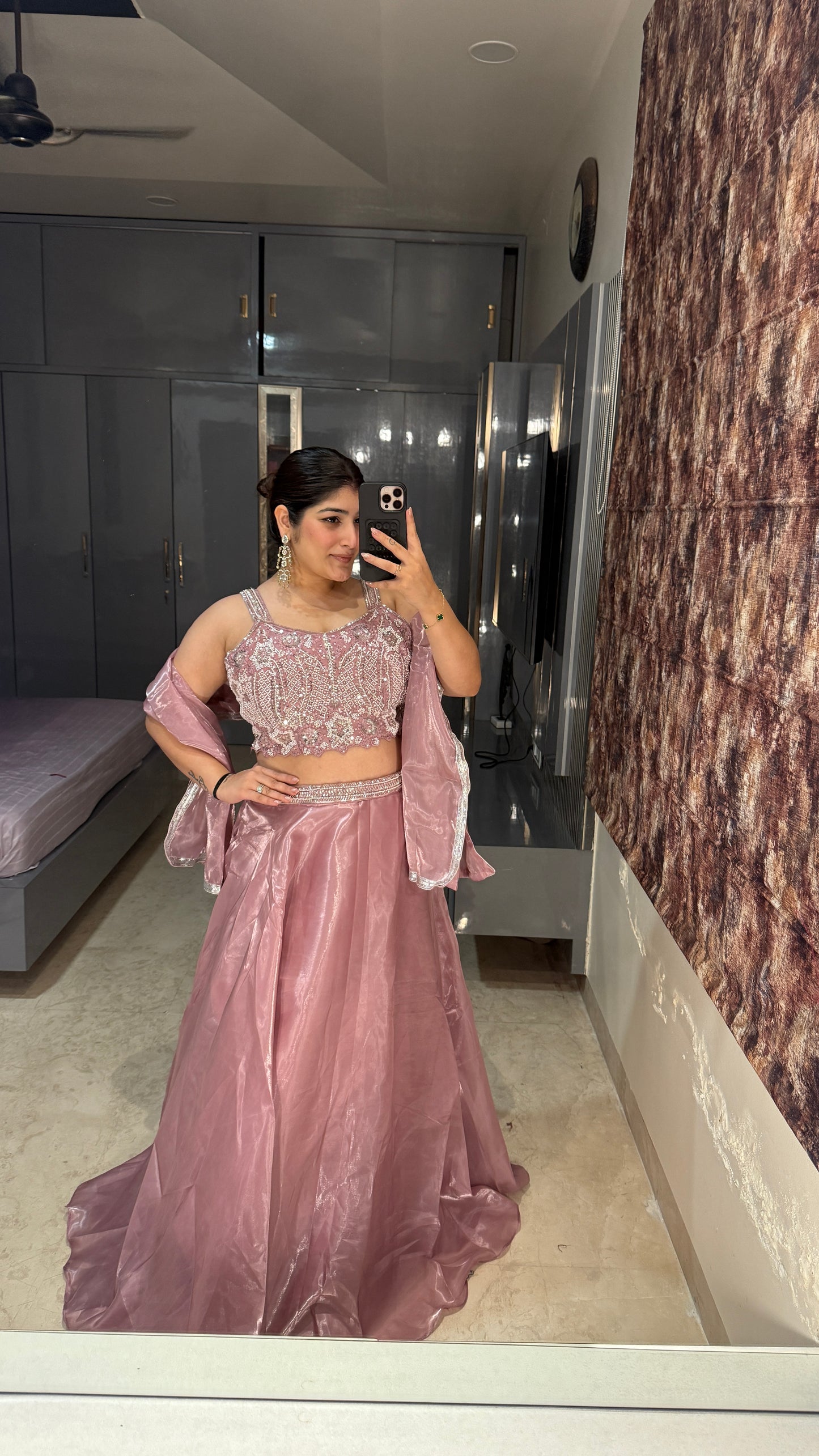 Kashmira lehenga