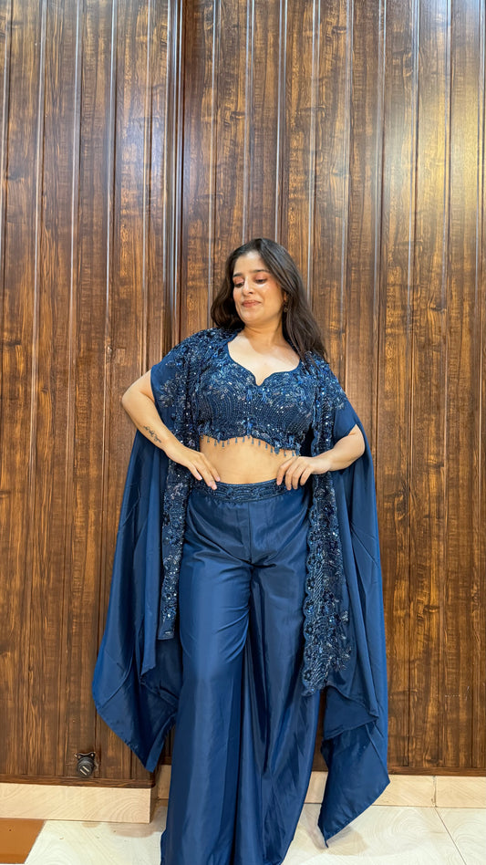 Maya shrug set