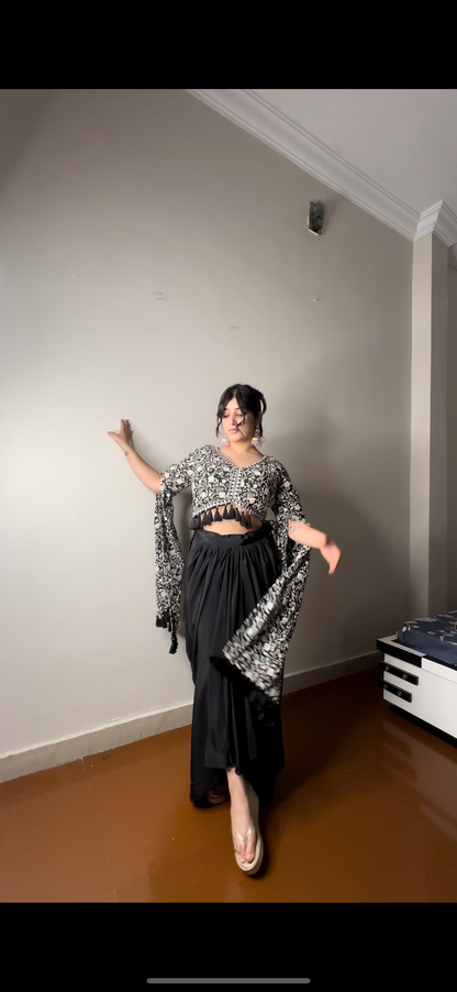 Long sleeves embroidered indowestern