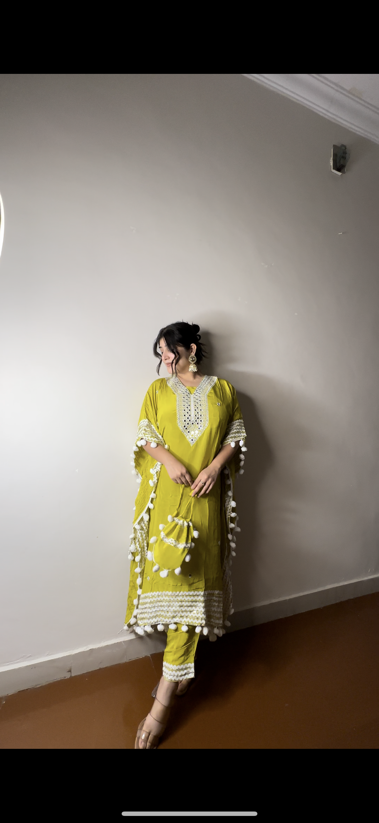 Neon trendy pompom kaftan