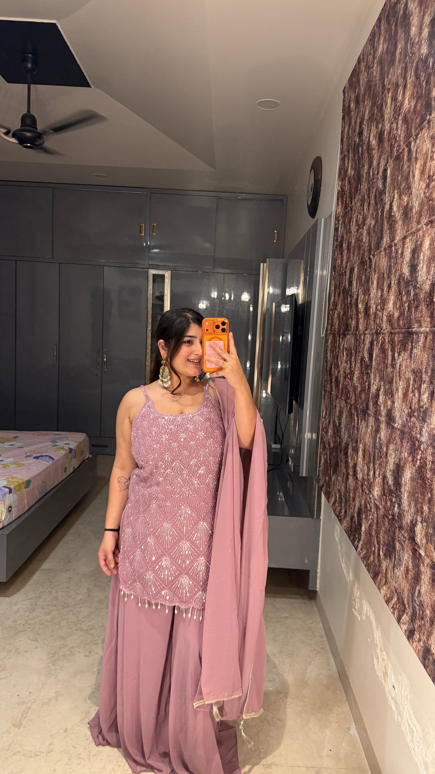 Zarina outfit