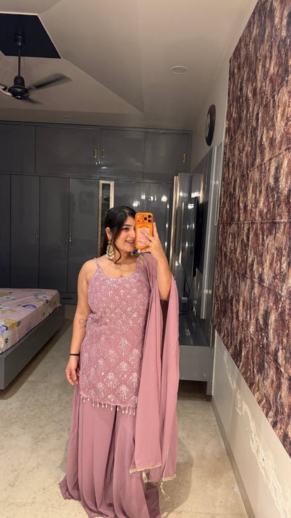 Zarina outfit