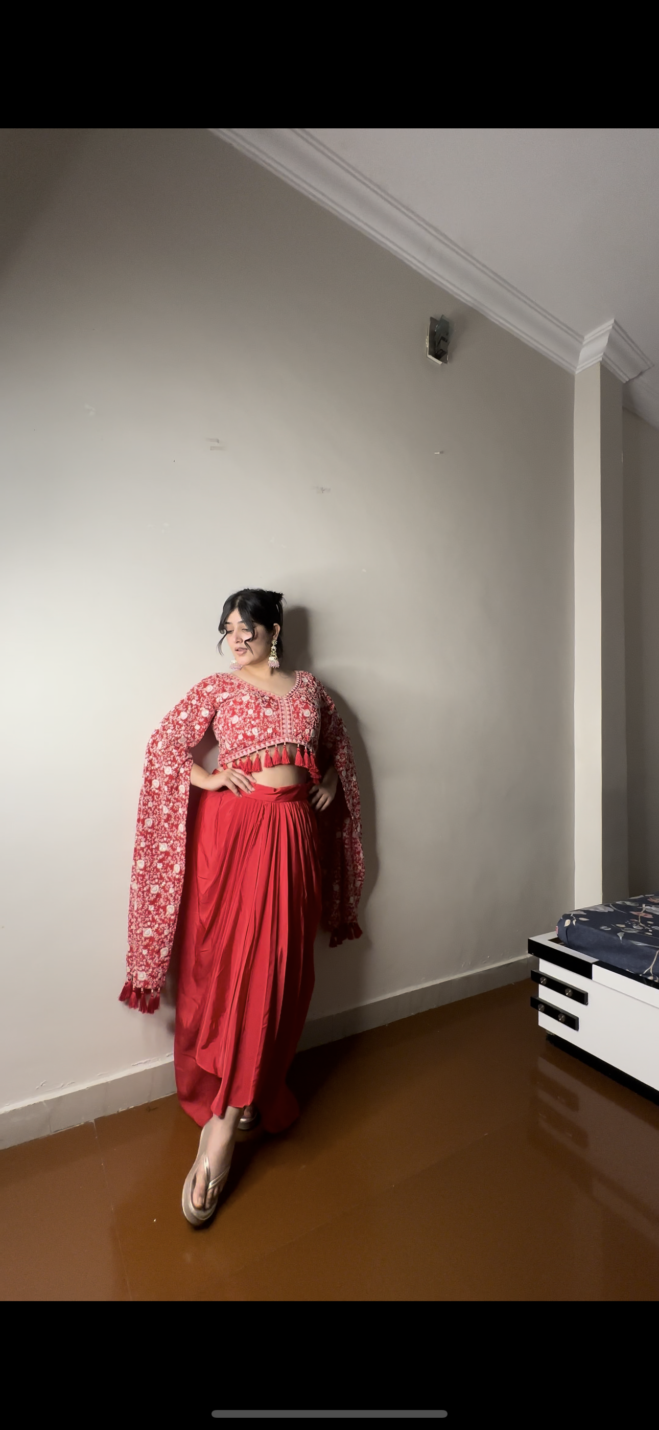 Thread work long sleeves