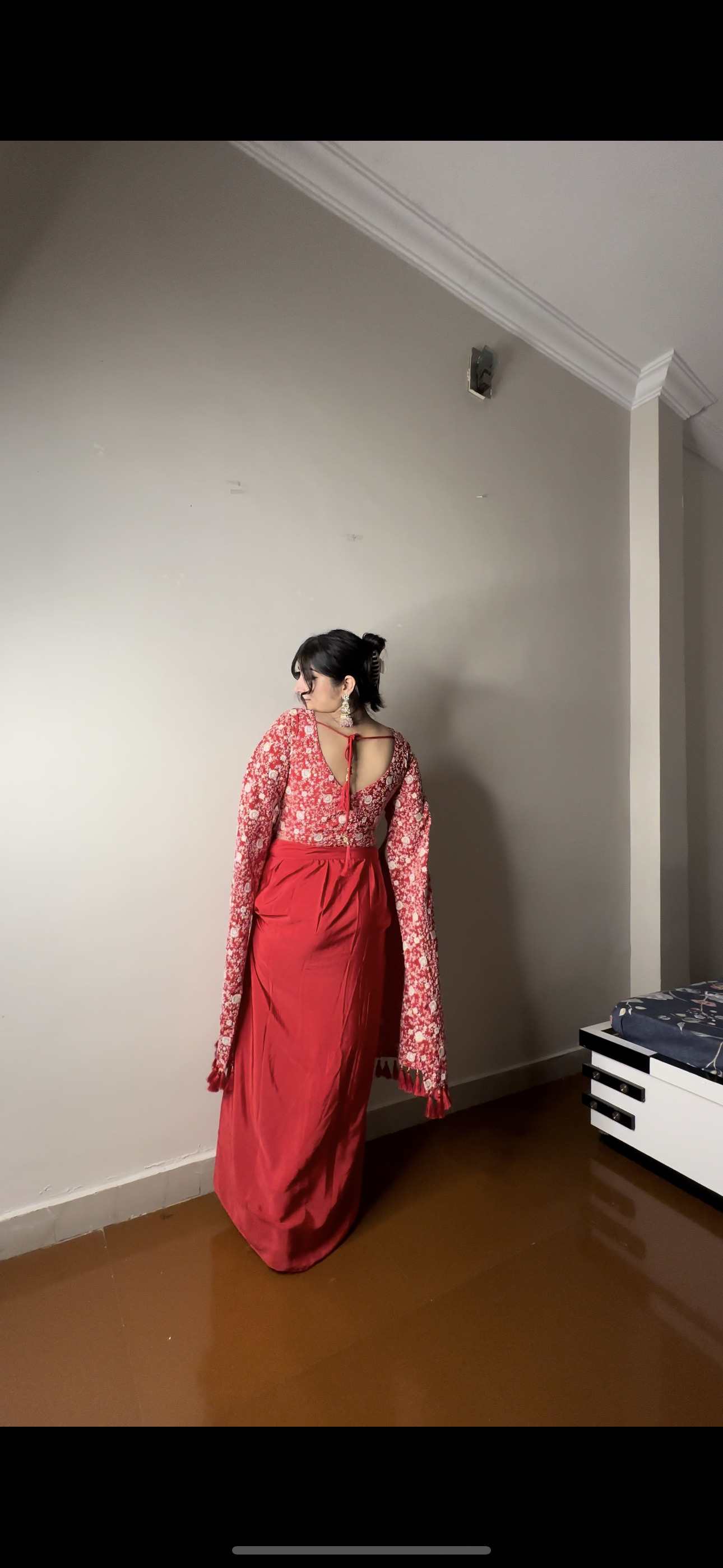 Thread work long sleeves