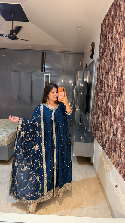 Shabana set