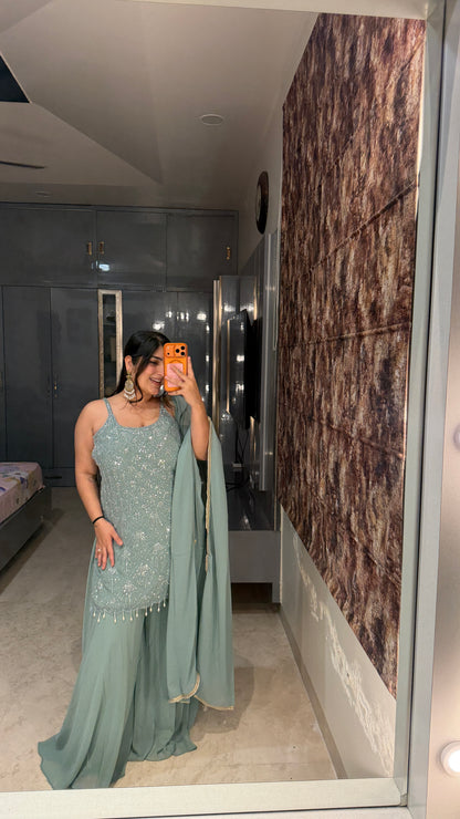 Zarina outfit
