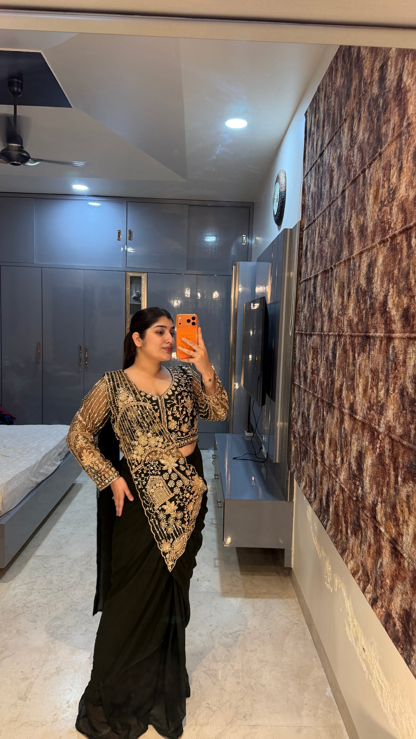 Tropical saree(bottle green)