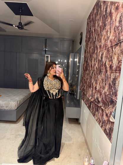 Corset detail saree(black)