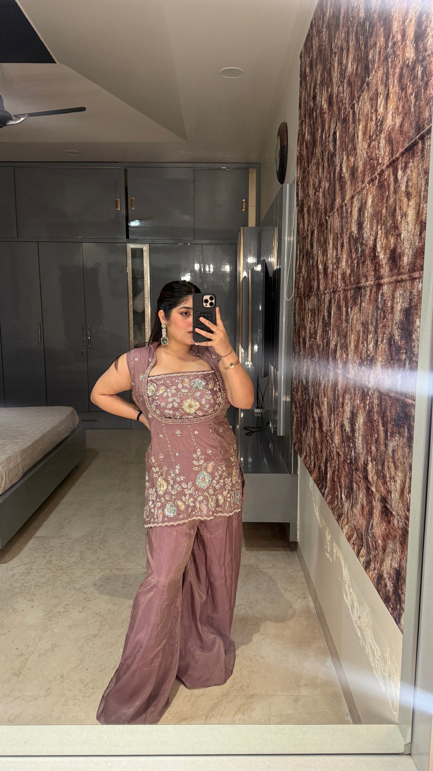 Soni outfit
