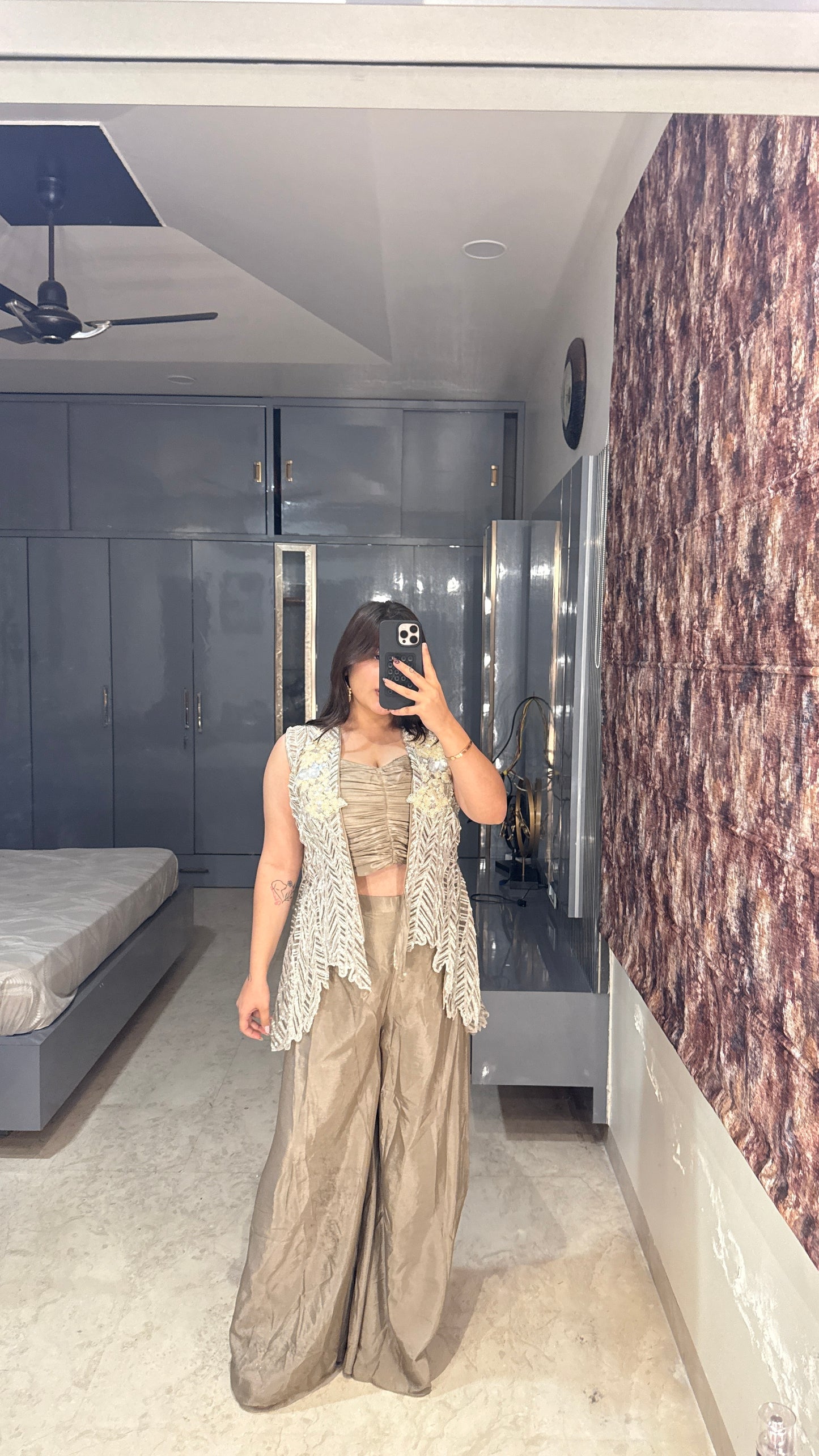 Farah set