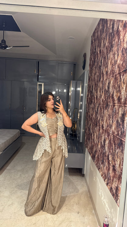 Farah set