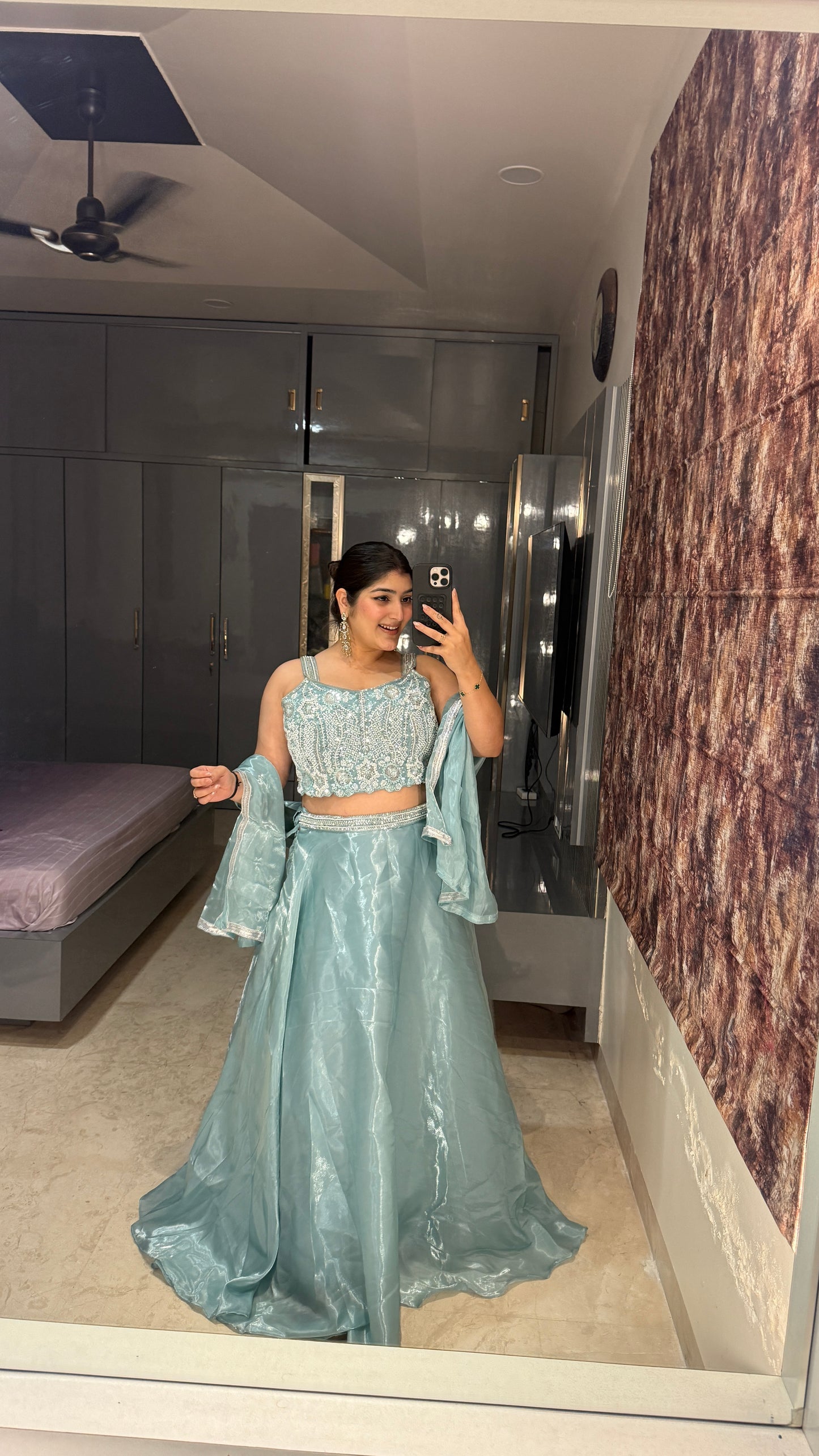 Kashmira lehenga