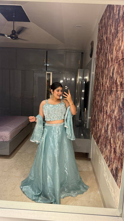 Kashmira lehenga