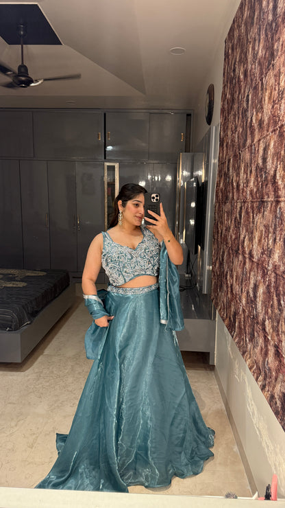 Kashmira lehenga