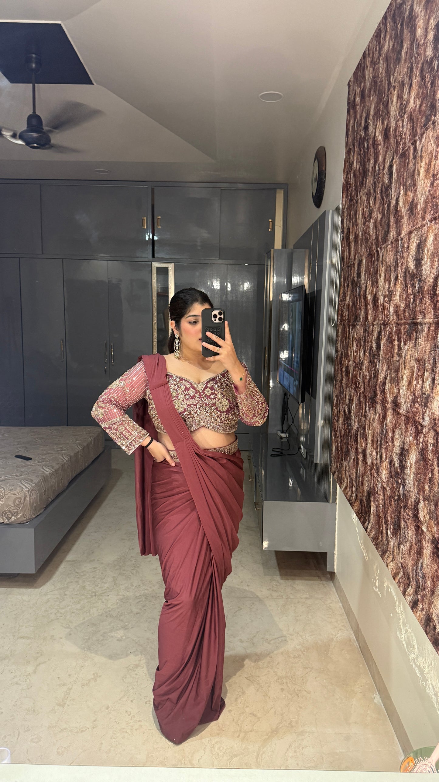 Sunehri saree