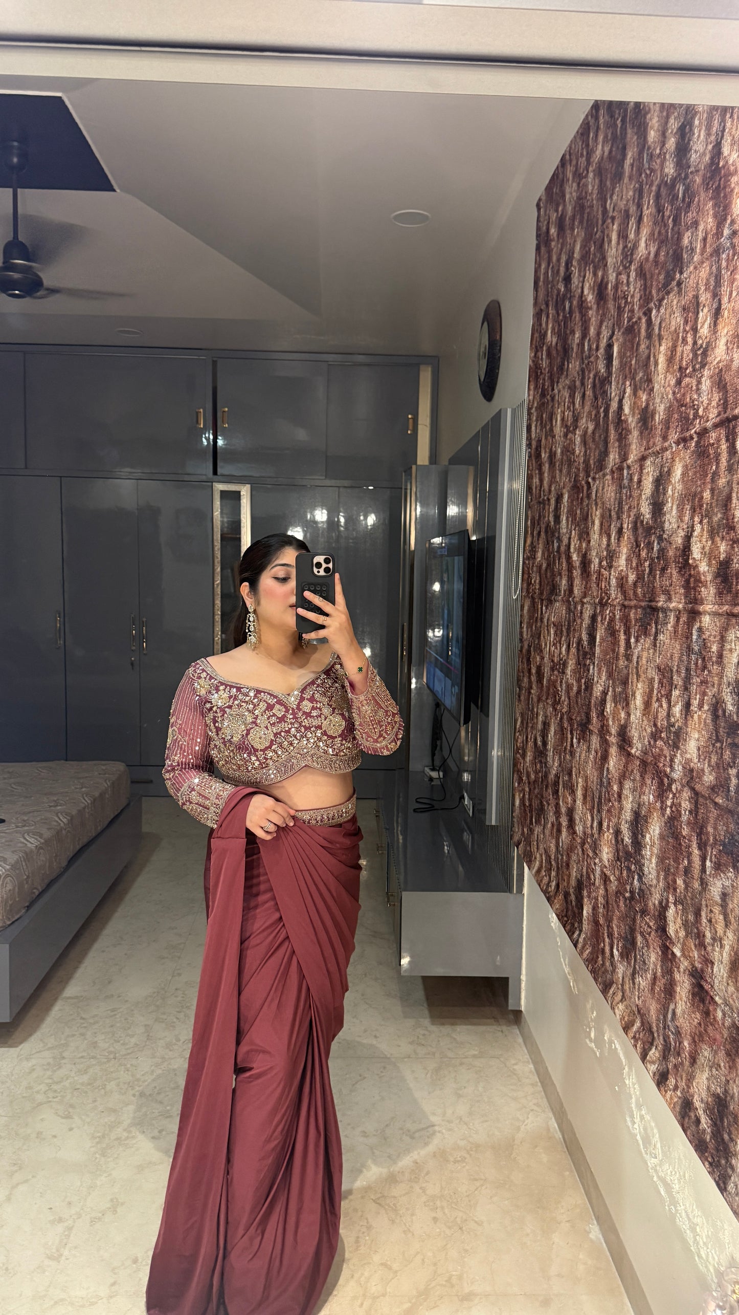Sunehri saree