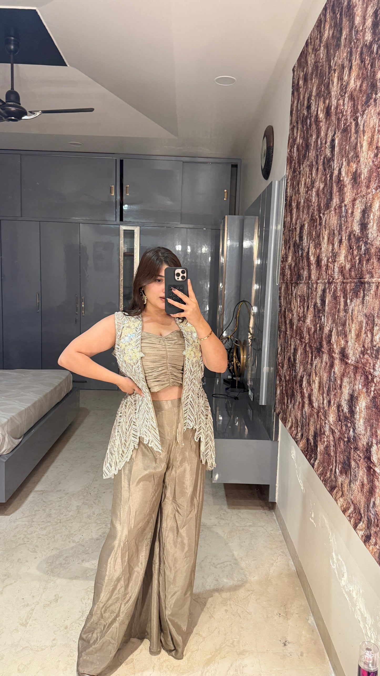 Farah set