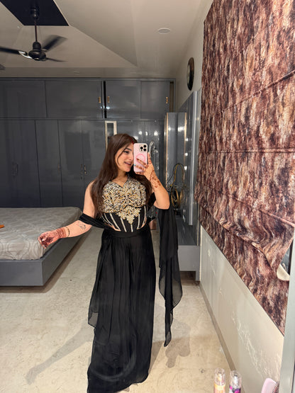 Corset detail saree(black)