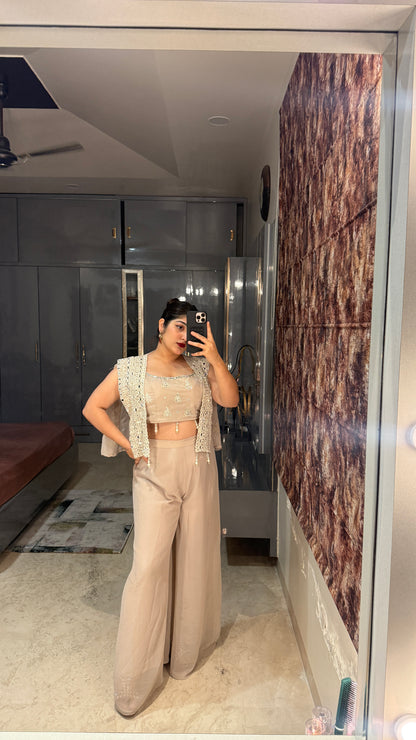 Tisha set