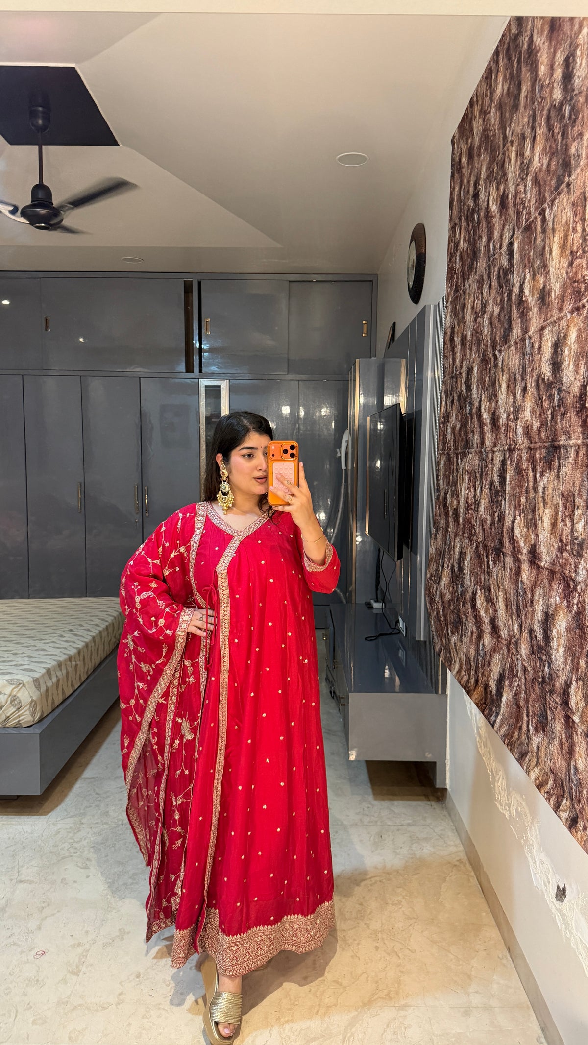 Shabana set