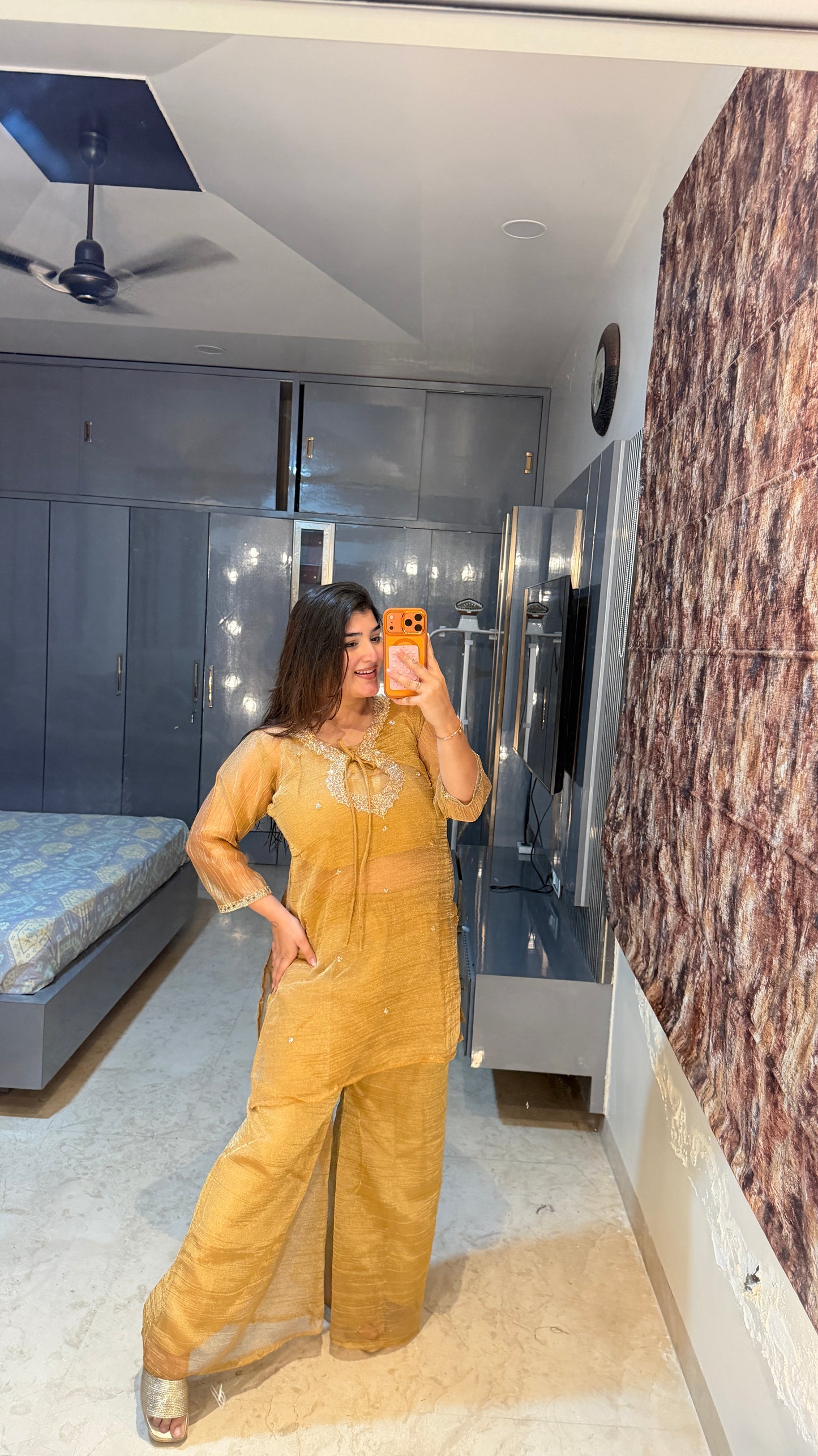 Zari circle neck set