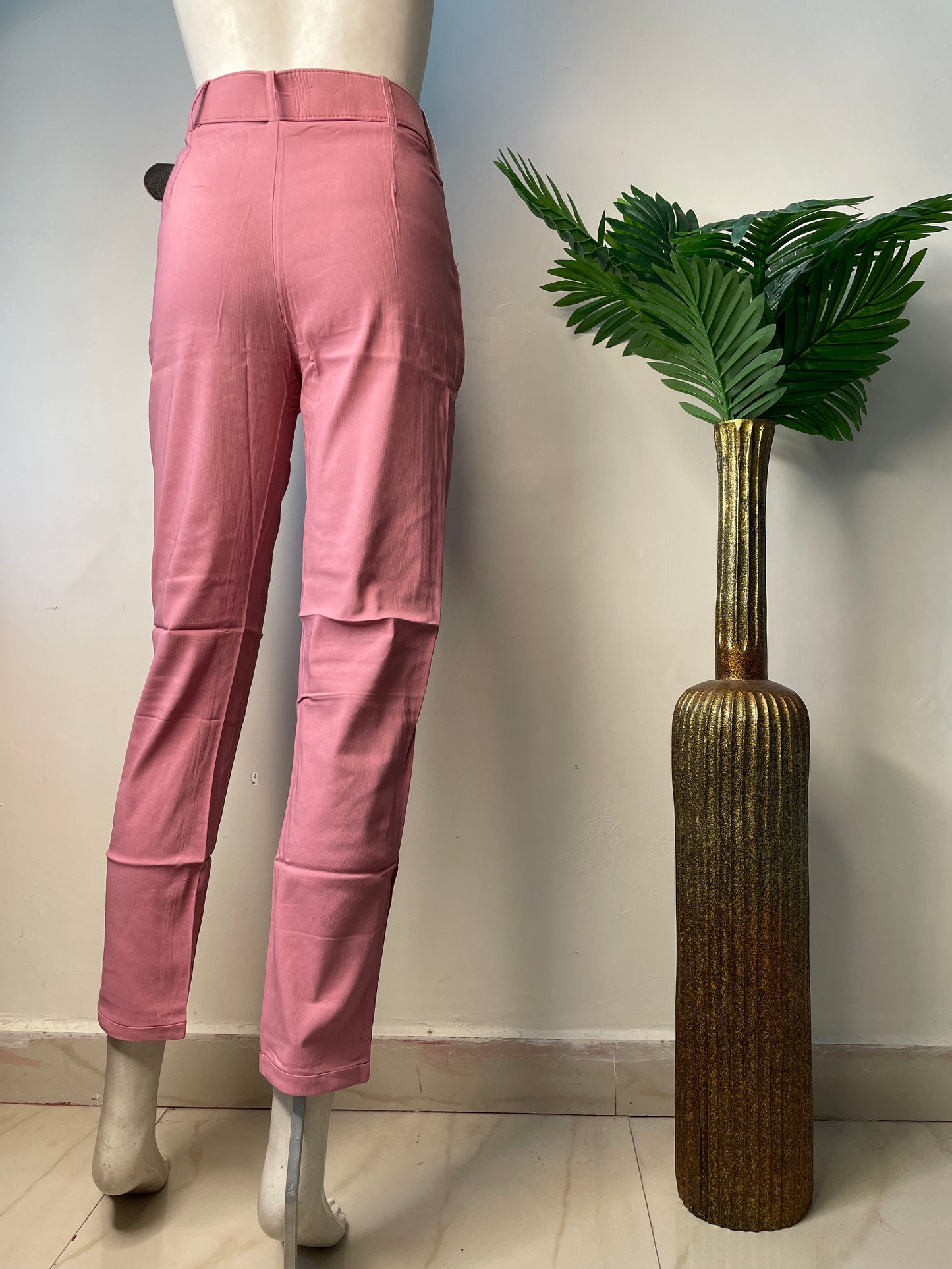 Ankle length pant with belt(skin fit)
