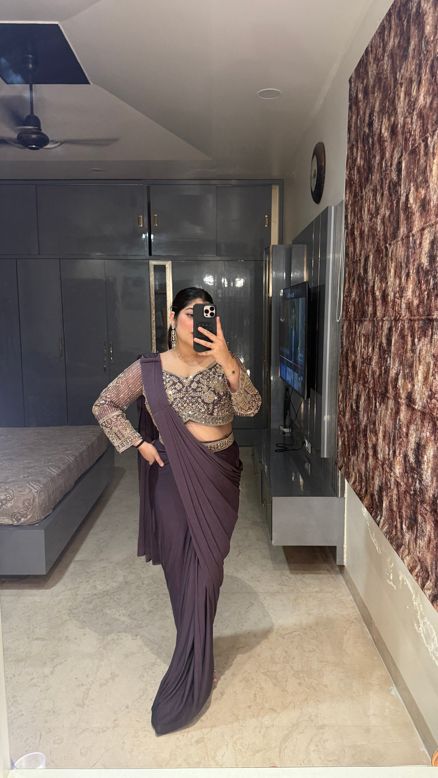 Sunehri saree
