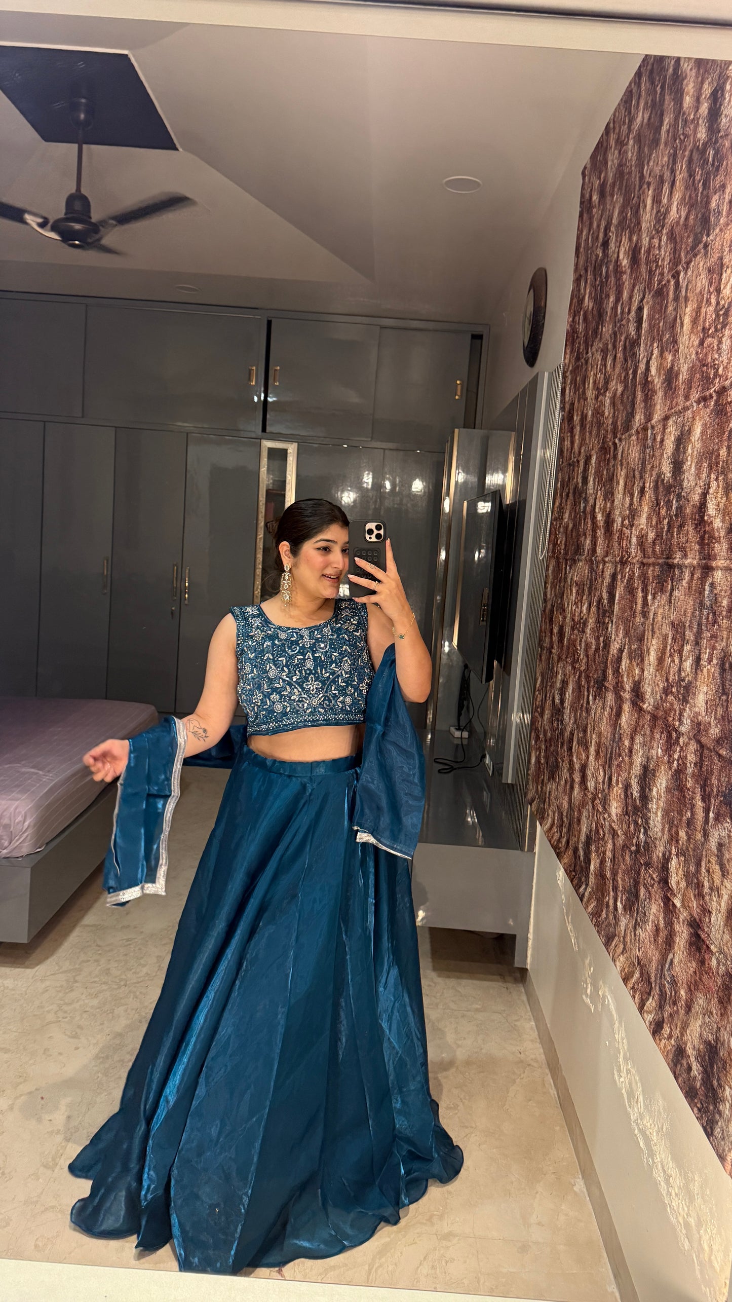 Tazdaar lehenga